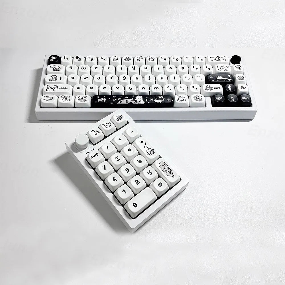 Kitten's Fantasy MOA height black and white cat key cap set for mechanical keyboards