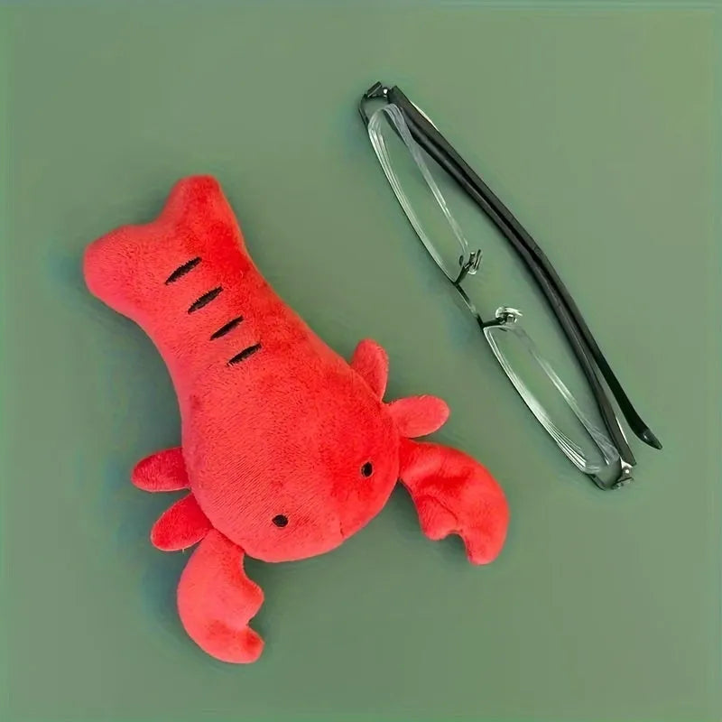 Red squeaky lobster plush dog toy measuring 12.5 cm for small and medium breeds
