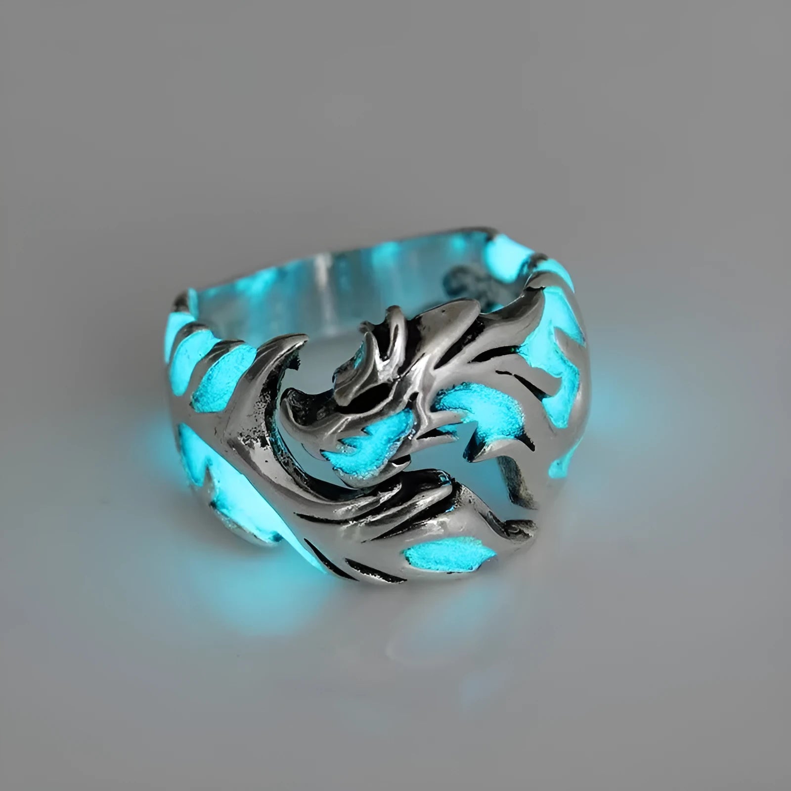 Adjustable Chinese dragon ring with luminous geometric design in antique silver blue and green colours