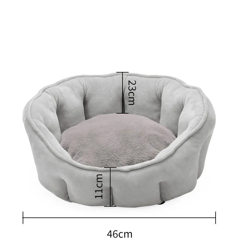 Grey plush cat kennel mat with integrated hammock and raised house structure