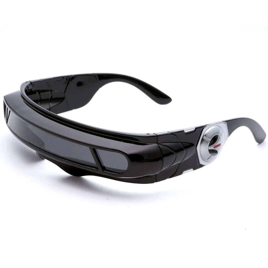 Black polarised sports sunglasses with a full rim PC frame and mirrored lenses.