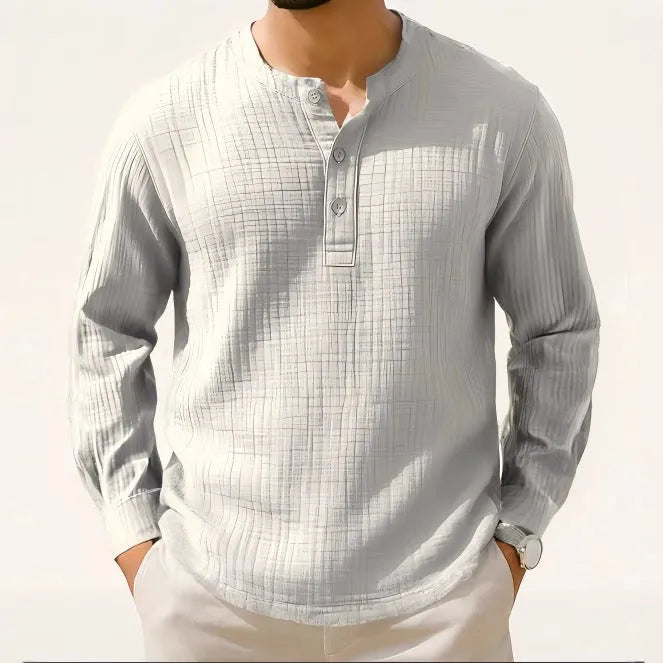 Cotton linen blend long sleeve t-shirt with 3/4 sleeves in slim fit pullover style