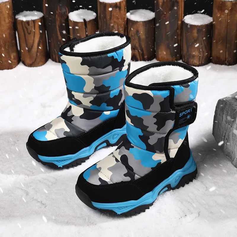 Children's high-top cotton boots in camouflage colour with hook-and-loop strap