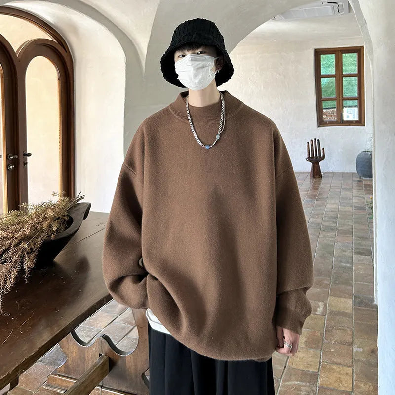Men's loose fit round neck solid colour sweater in polyester fabric