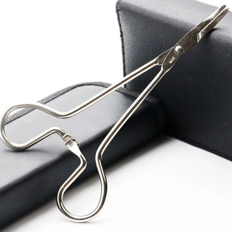 Stainless steel pet grooming tweezers with curved tip for ear cleaning and hair removal