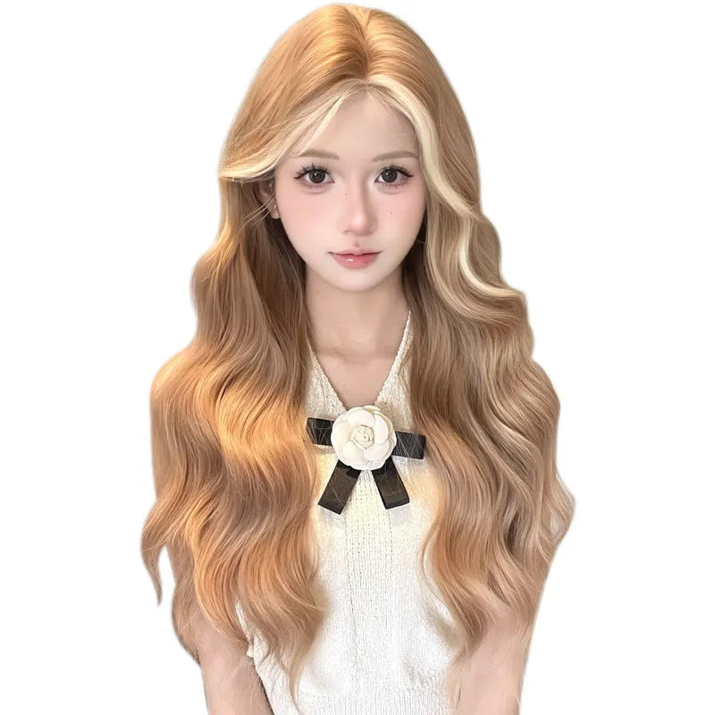 Lace front synthetic wig with long curly hair in American highlight gold colour