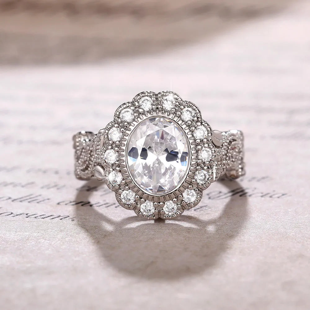 Women's geometric ring with round zircon stone and white gold coloured diamond copper plating