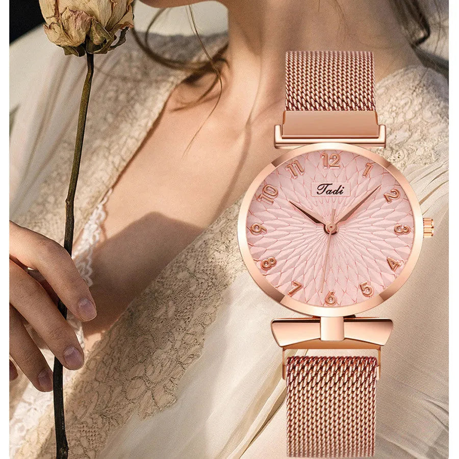 Women's quartz watch with rose pink gold bracelet, round 26mm dial, mineral glass mirror, and pin buckle