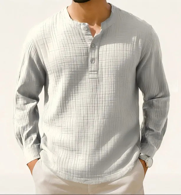 Cotton linen blend long sleeve t-shirt with 3/4 sleeves in slim fit pullover style