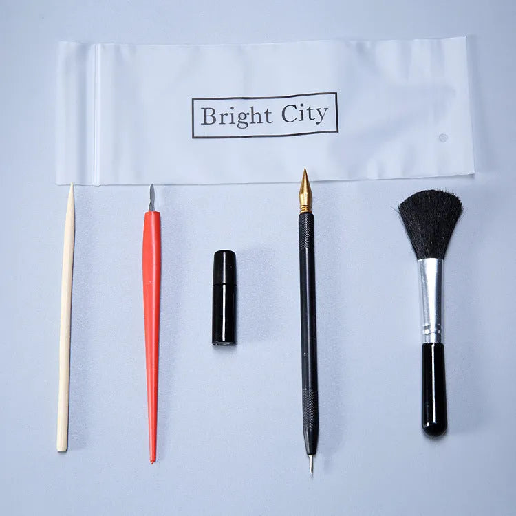 Scraping painting tools set showing 14.5cm long implements with white card paper compatibility