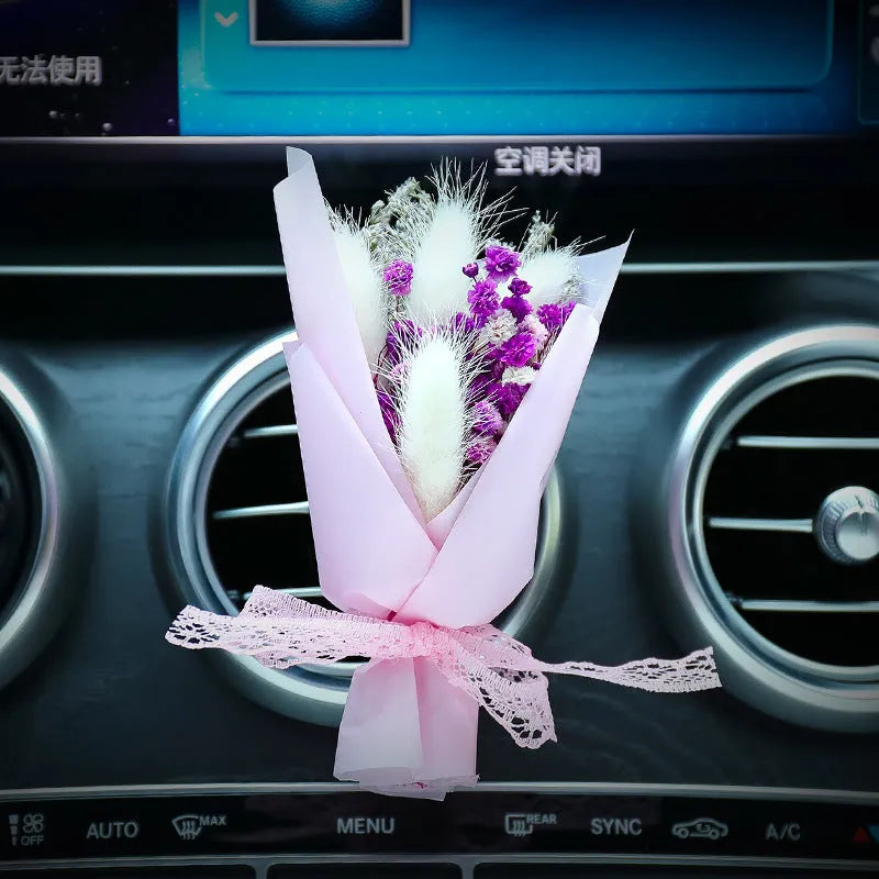 Car air conditioning vent clip with dried flower ornament and perfume bottle for aromatherapy