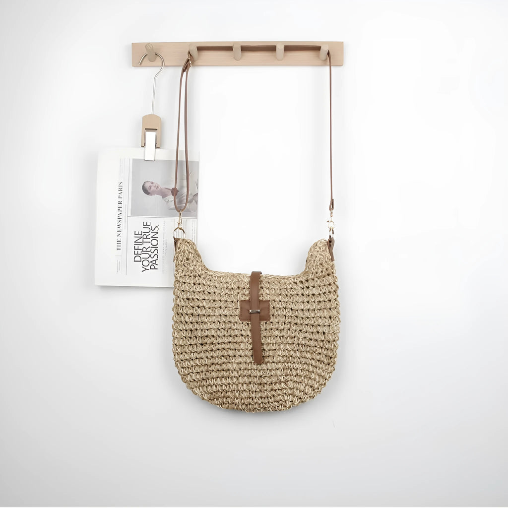 Handmade beige woven bag with special-interest design, 35cm dimensions and adjustable shoulder strap