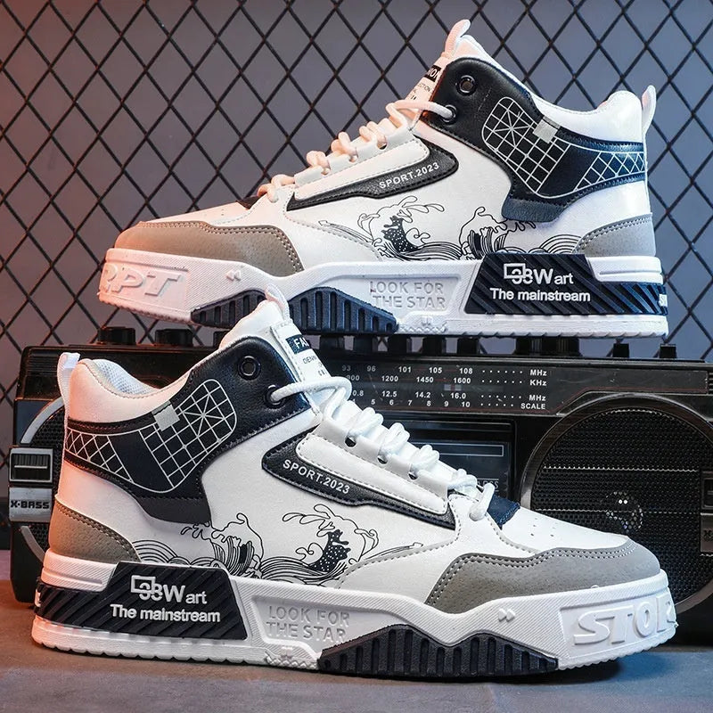 Men's high-top board shoes in beige with mesh lining and rubber sole