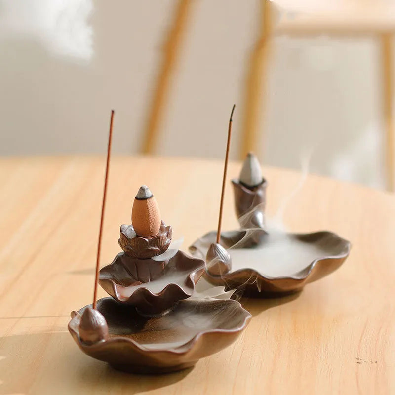 Purple clay ceramic reverse flow incense burner with New Chinese style good luck motifs