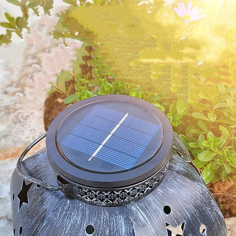 Solar powered European style night light in aluminium for courtyard garden with IP65 protection and 6-12 hour lighting
