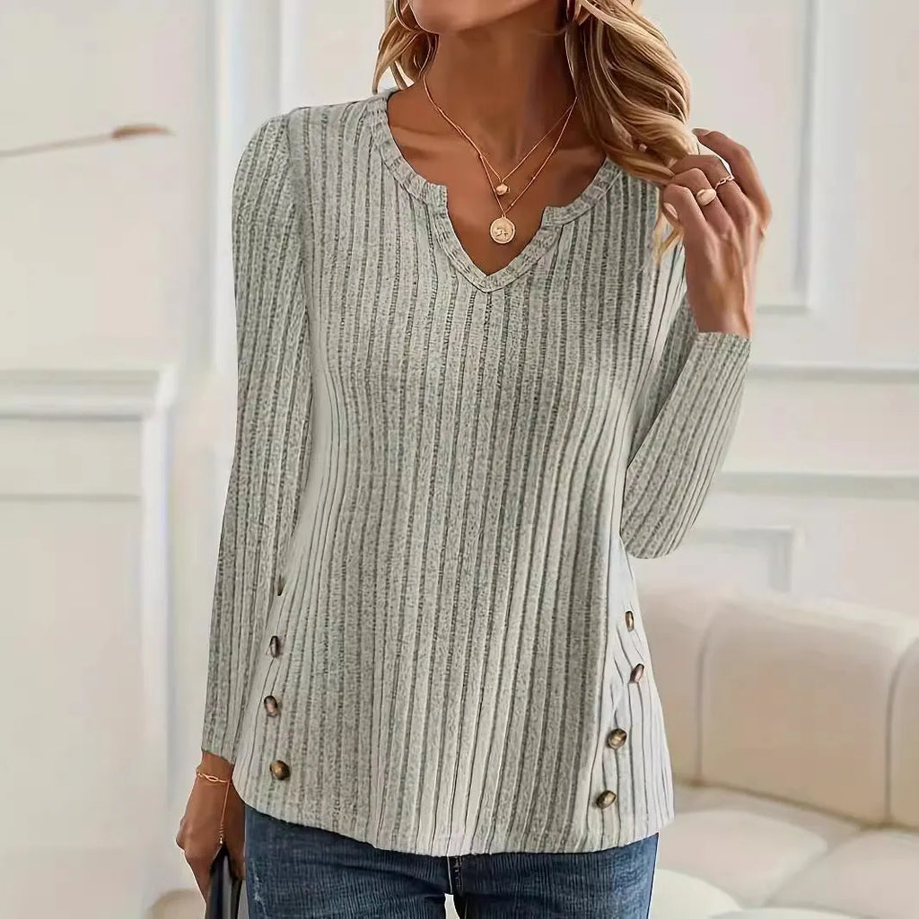 Solid colour knitted sweater with button front in Japanese Korean casual style