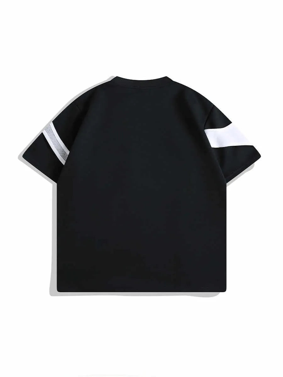 Men's black t-shirt with padded shoulders and double-layer stitching on short sleeves
