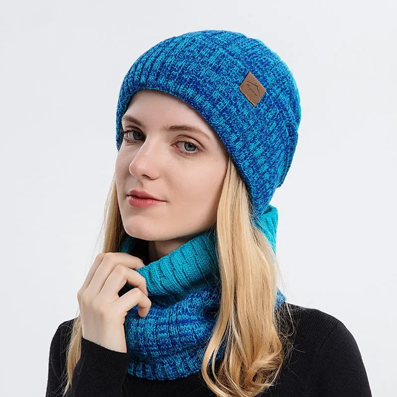 Fleece-lined thickened warm hat with neck warmer in black, dome crown style