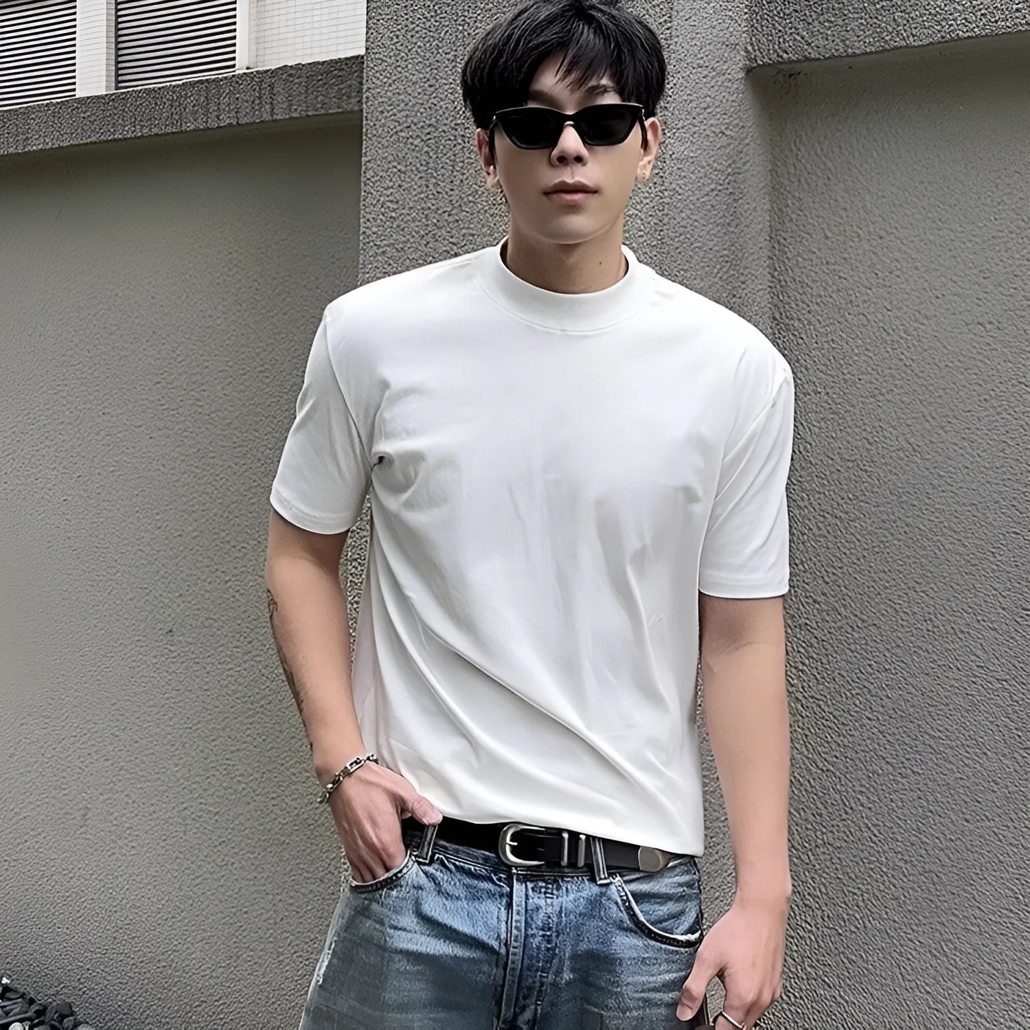 Men's cotton short sleeve pullover shirt in loose fit with drop-shoulder sleeves