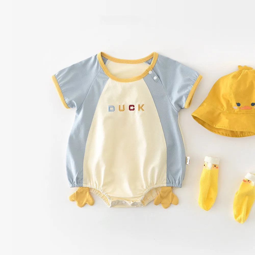 Newborn contrast colour short-sleeved romper triangle jumpsuit cotton blend beige and blue duck
