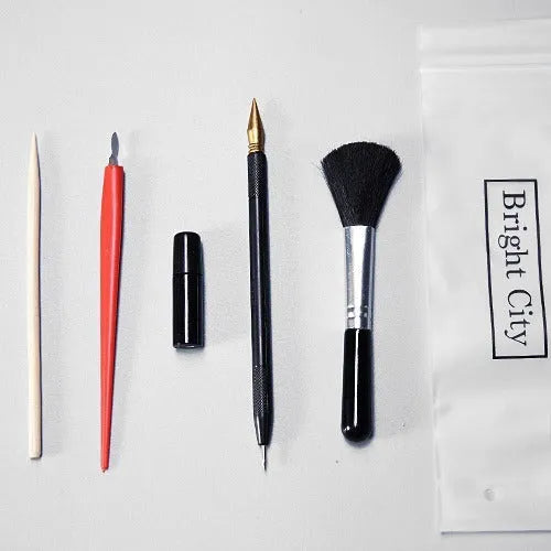 Scraping painting tools set showing 14.5cm long implements with white card paper compatibility
