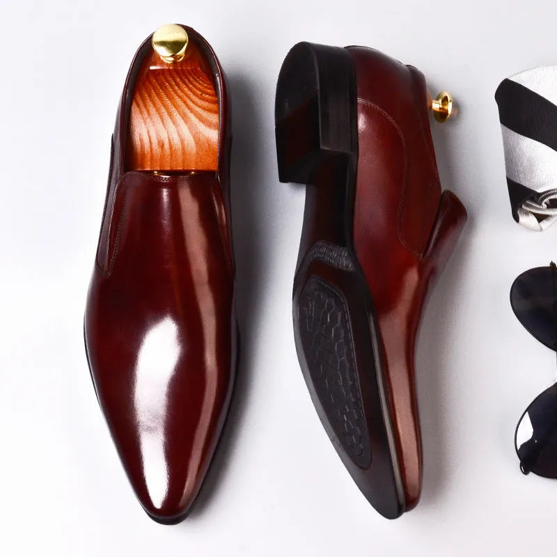British Pointed Oxford men's formal leather shoes in black with pointed toe and low-top design