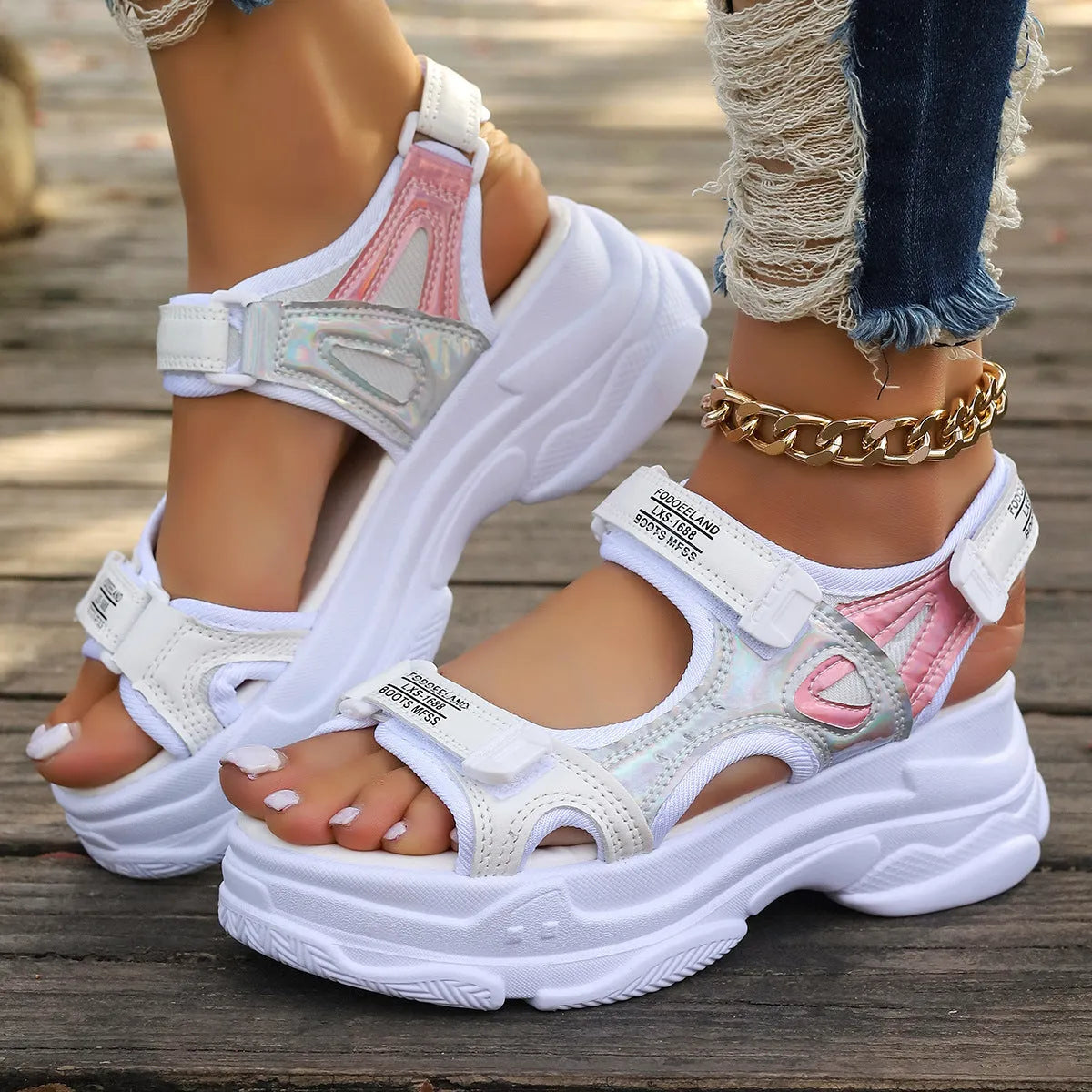 Women's black platform Roman sandals with PU upper and rubber sole