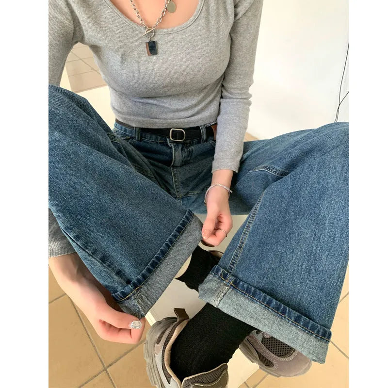 Women's high-waist straight-leg jeans in retro blue denim, shown in cropped, standard, and long lengths.