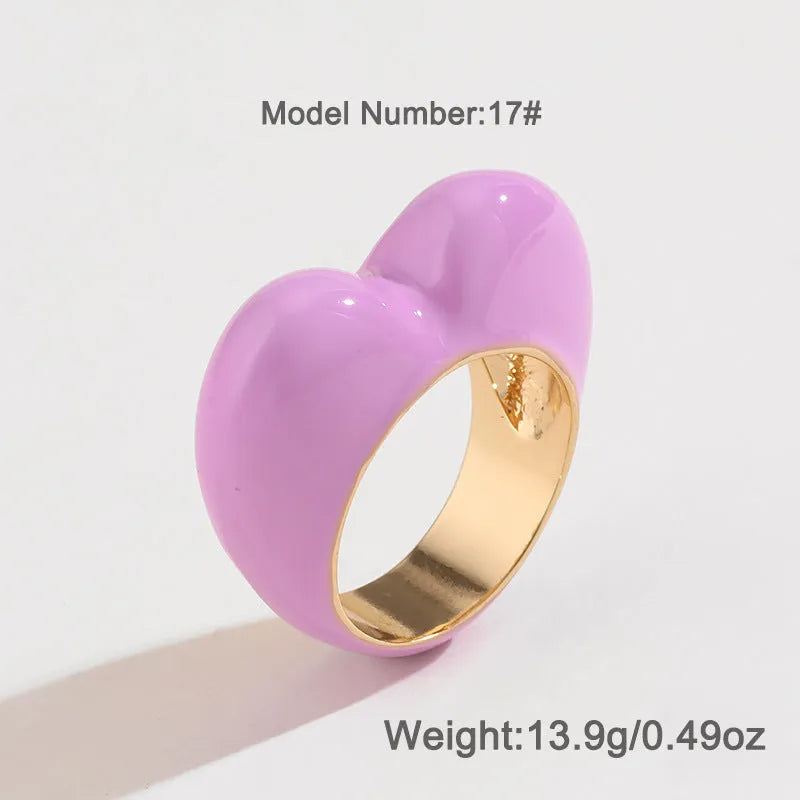 Three-dimensional enamel heart ring in black, pink, purple or red colours with zinc alloy construction