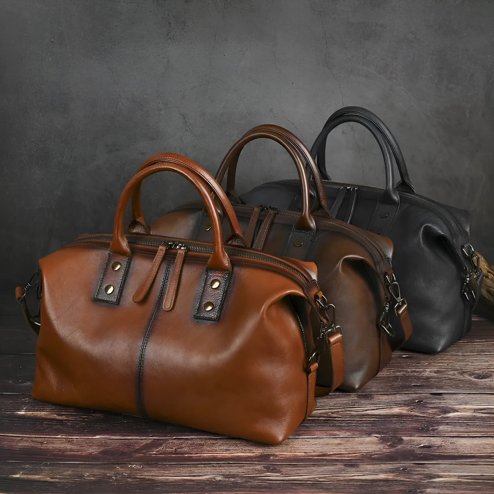 Women's genuine leather large capacity retro handbag in horizontal square shape with single shoulder strap, black colour