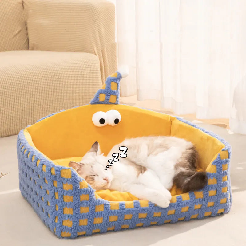 Green triangular cat bed with removable cover and thick sponge insert for winter use