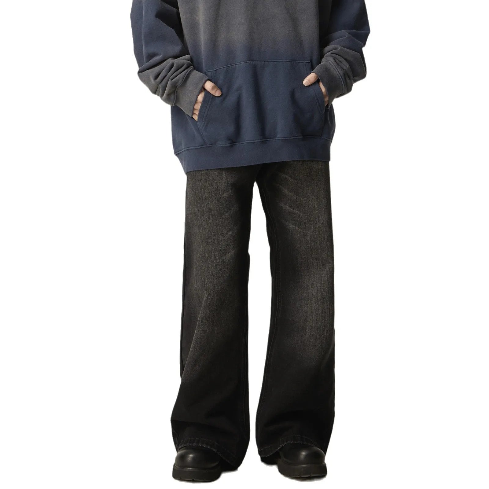 Black retro straight-leg jeans with loose fit and zipper fly in denim fabric