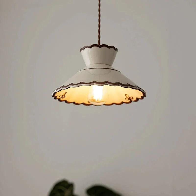 Single-head brass ceramic droplight with warm LED light, 33cm shade, adjustable height 0.5m