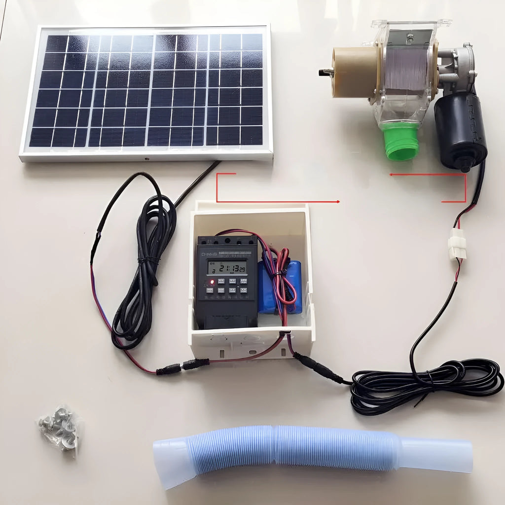 Automatic solar-powered chicken and duck feeding machine with timer display and watertight caisson.