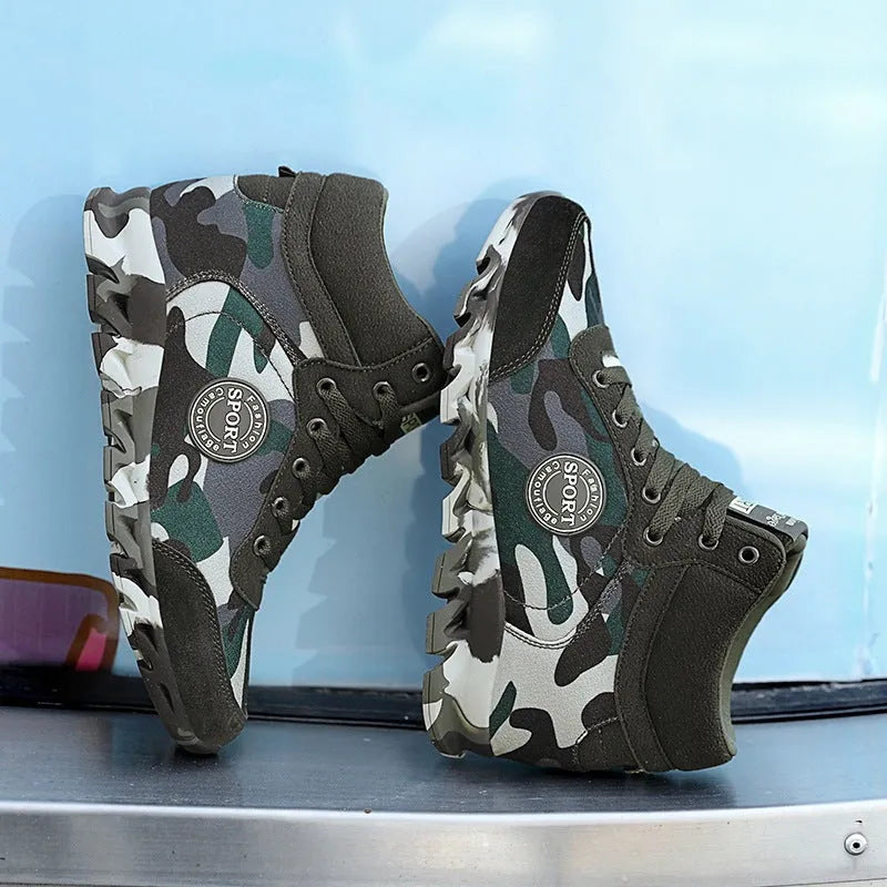 Green camouflage canvas platform sneakers with rubber sole for women