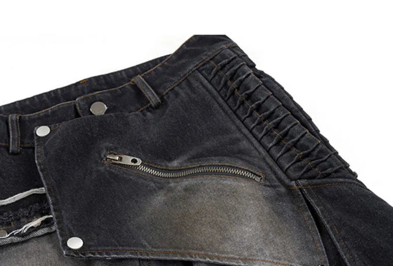 Youthful deconstruction worn jeans in cotton with front zipper available in sizes S M L XL