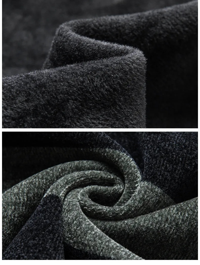 Men's dusted chenille knit sweater pullover with round collar and long sleeves in blue