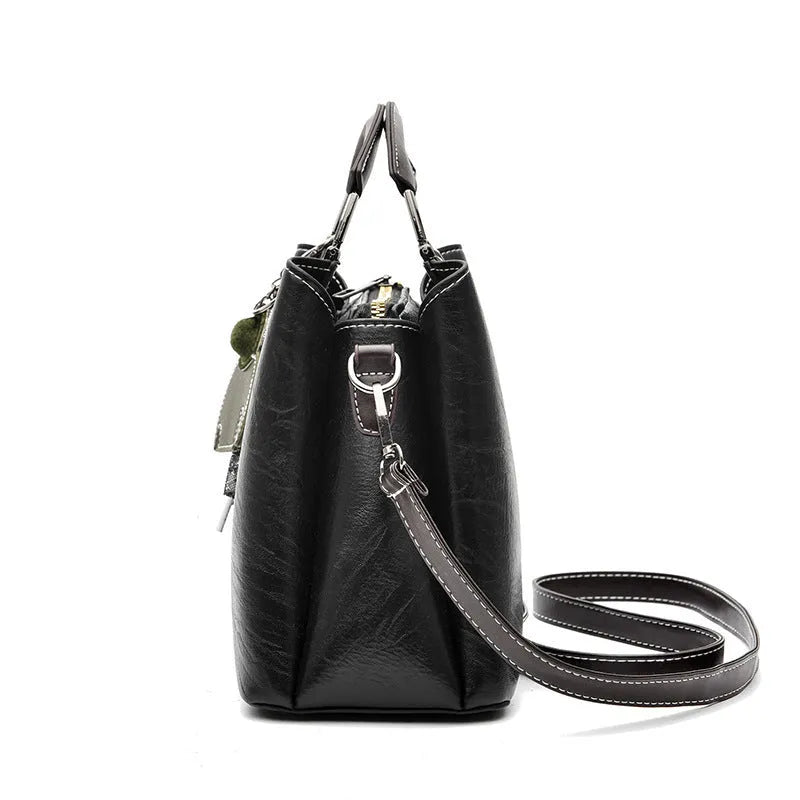 Simple Retro small handbag for women, PU crossbody bag, horizontal square shape, available in six colours