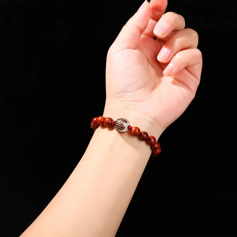 Red rosewood and grey jade Bodhi lotus bracelet with 8mm beads and 12mm charm.