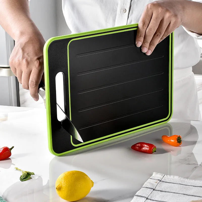Grey square aluminium cutting board with double sides, grinding teeth and built-in knife sharpener