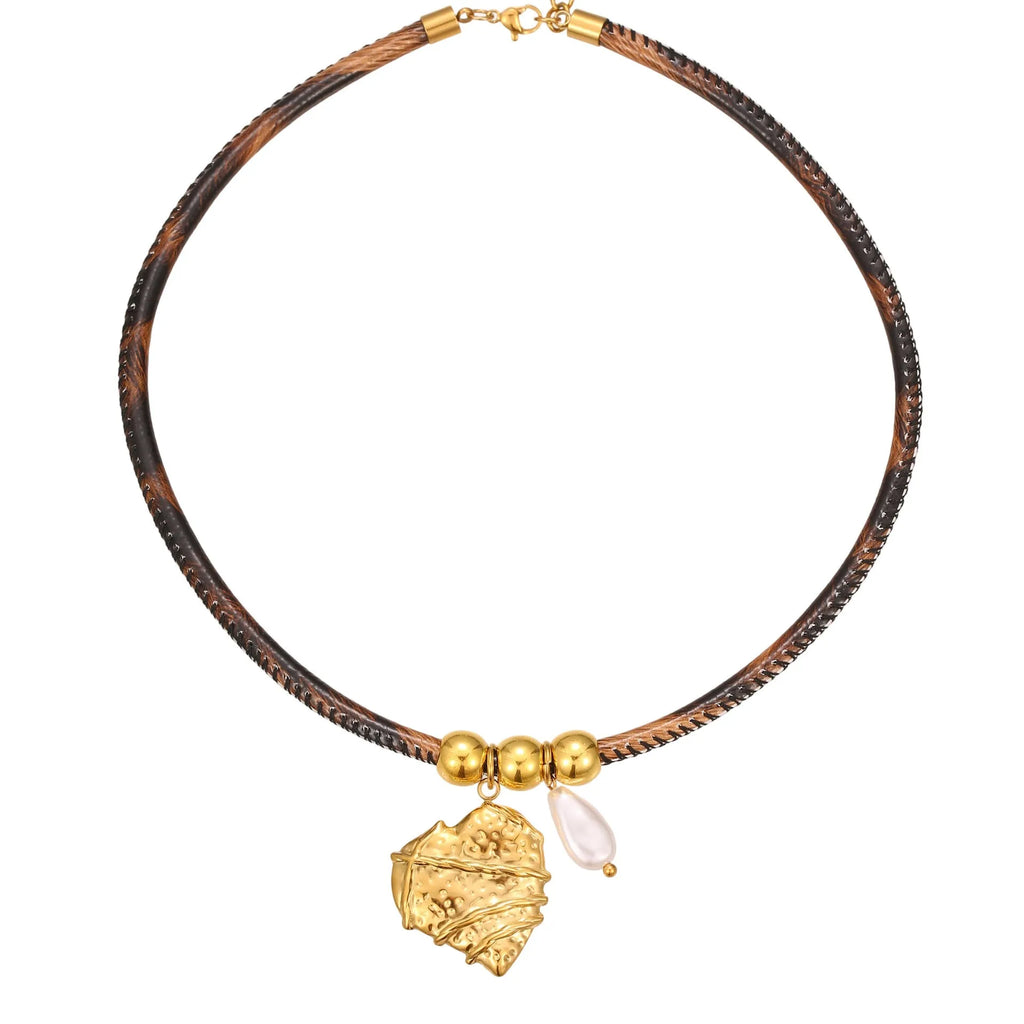 Leopard pattern electroplated stainless steel women's necklace with geometric pendant on adjustable chain