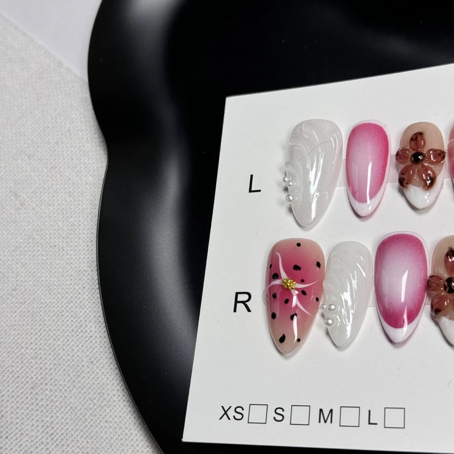Hand-painted three-dimensional carved nail beauty patches with embossed candy patterns