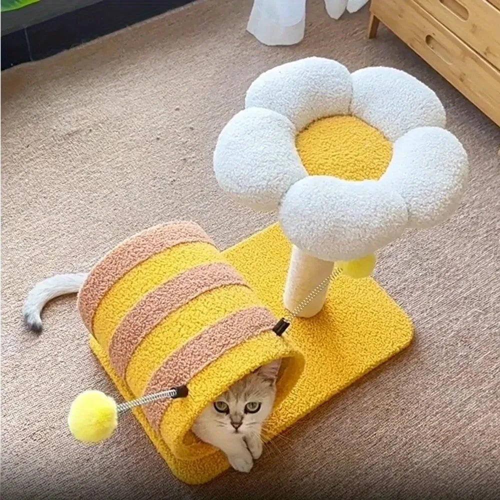 Yellow bee-shaped cat climbing frame with sisal scratching board and fabric tunnel