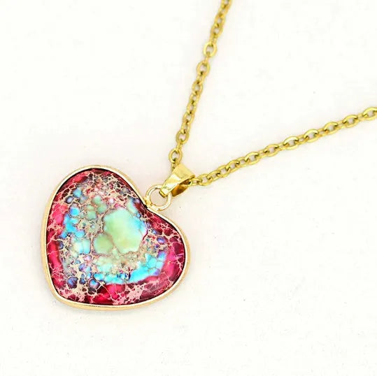 Natural emperor stone heart-shaped pendant necklace in red and blue tones