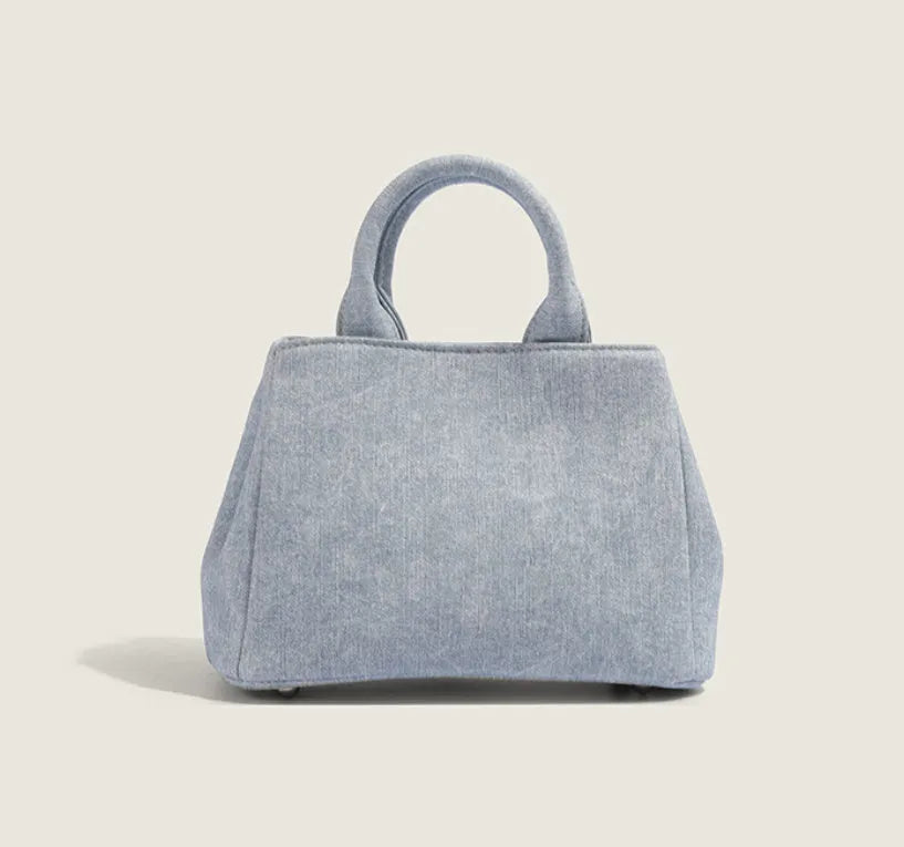 Women's casual shoulder bag in soft PU material with standard size
