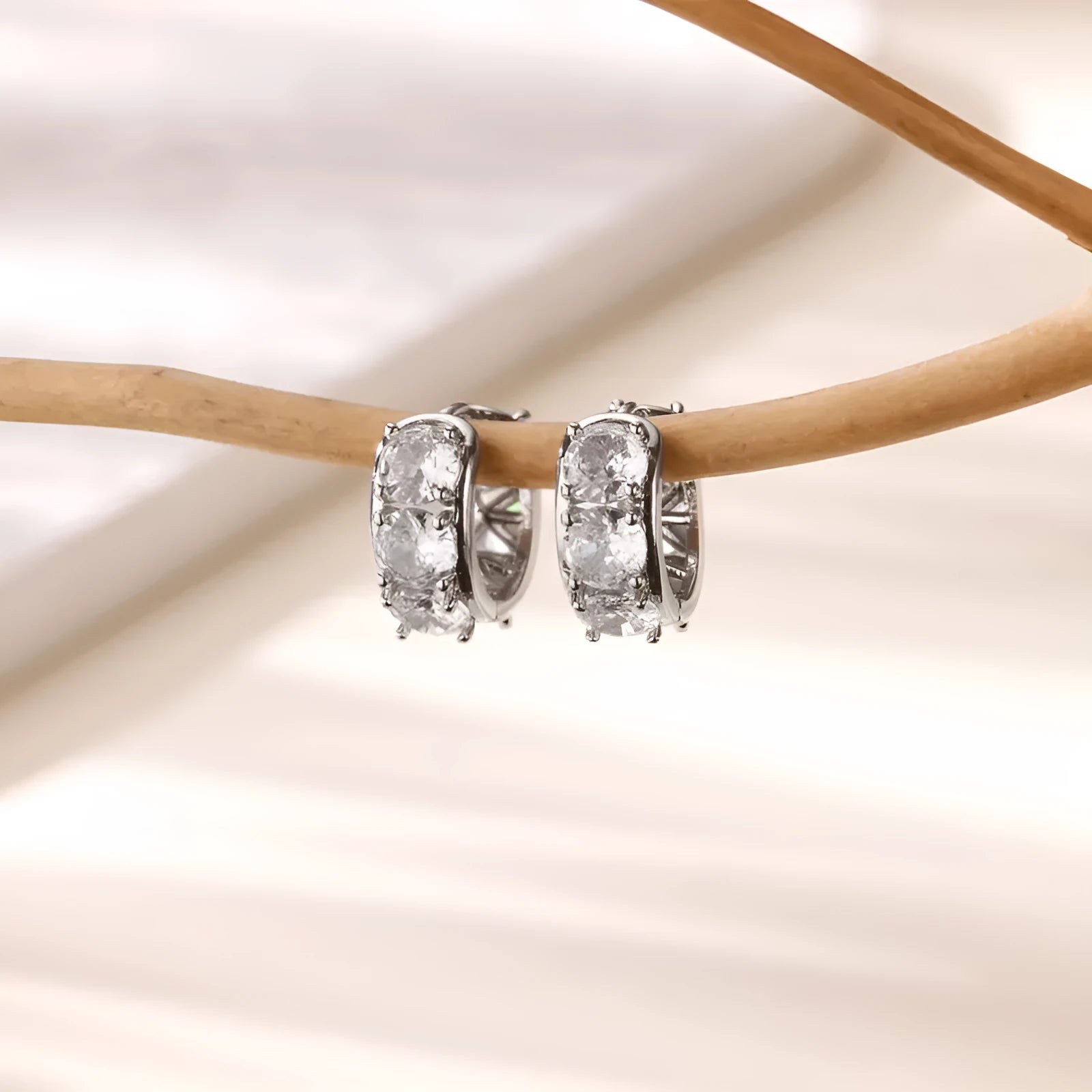 U-shaped ear clip earrings with inlaid zircon stones in stainless steel, colour E5772P