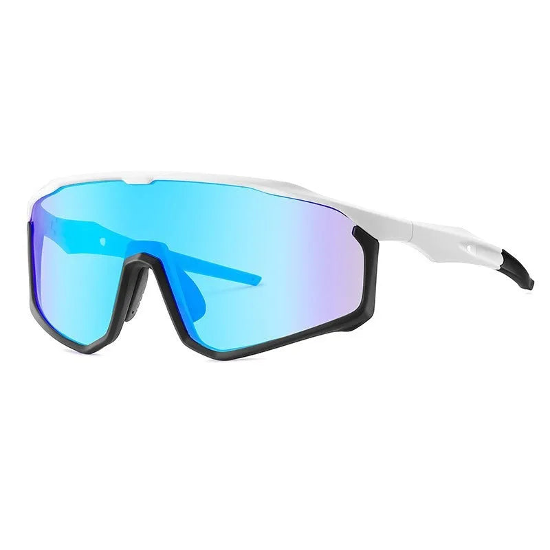 Mountaineering goggles with full-frame design and colourful PC lenses for climbing and snow.
