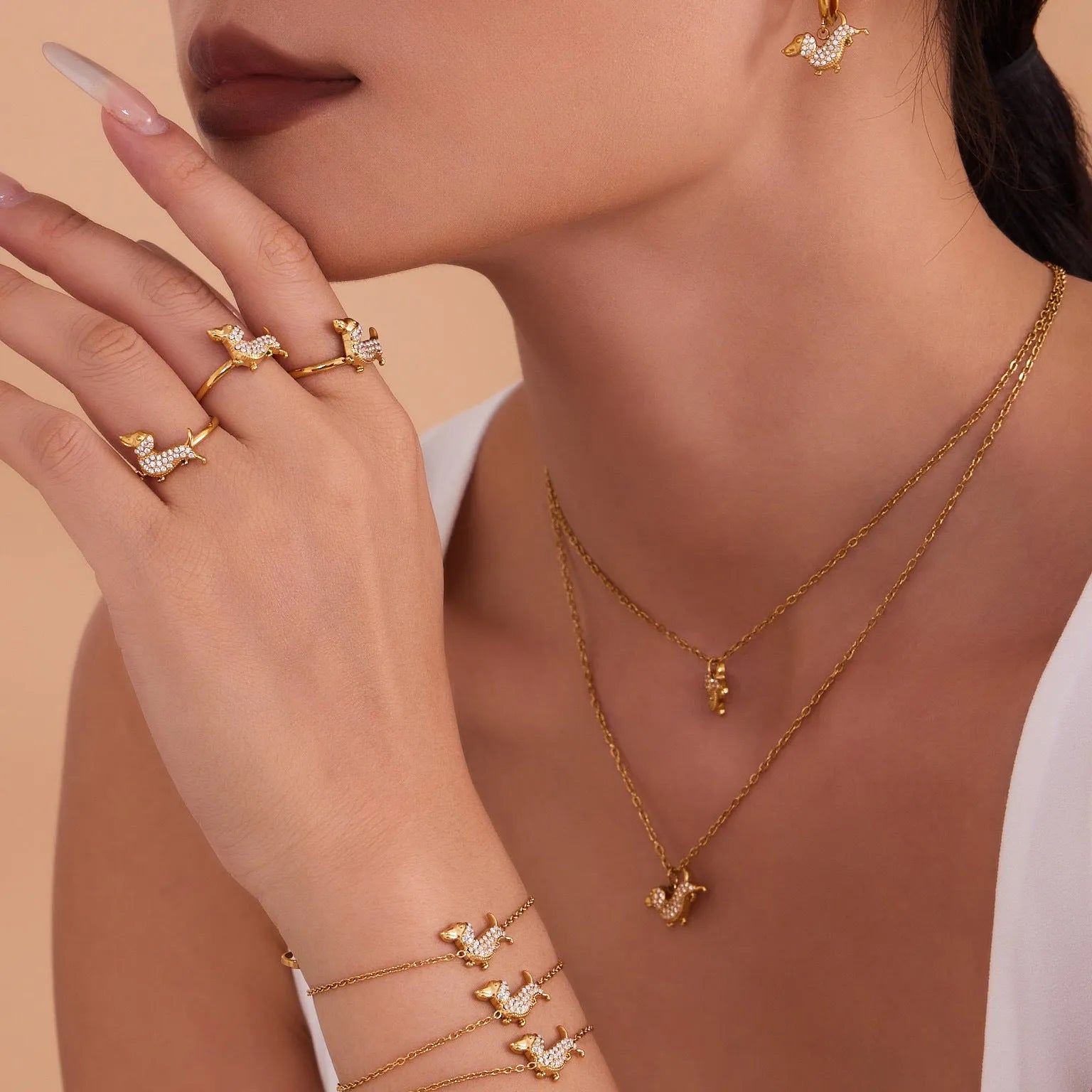 Gold puppy zircon Chinese zodiac dog bracelet made from titanium steel with full zirconium finish chain pattern