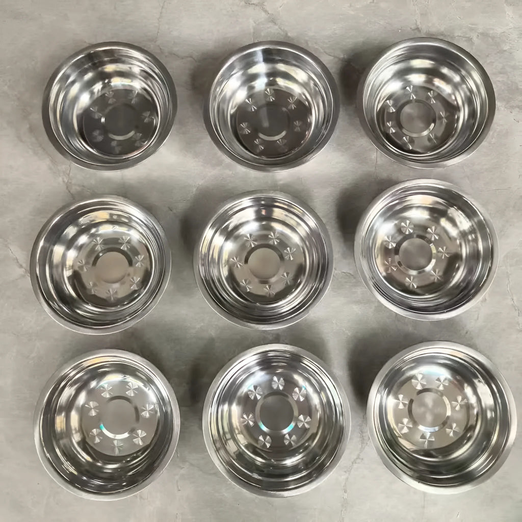 Stainless steel cat food bowl and pet plate in 14cm, 15cm, and 16cm sizes, thickened construction for stable feeding