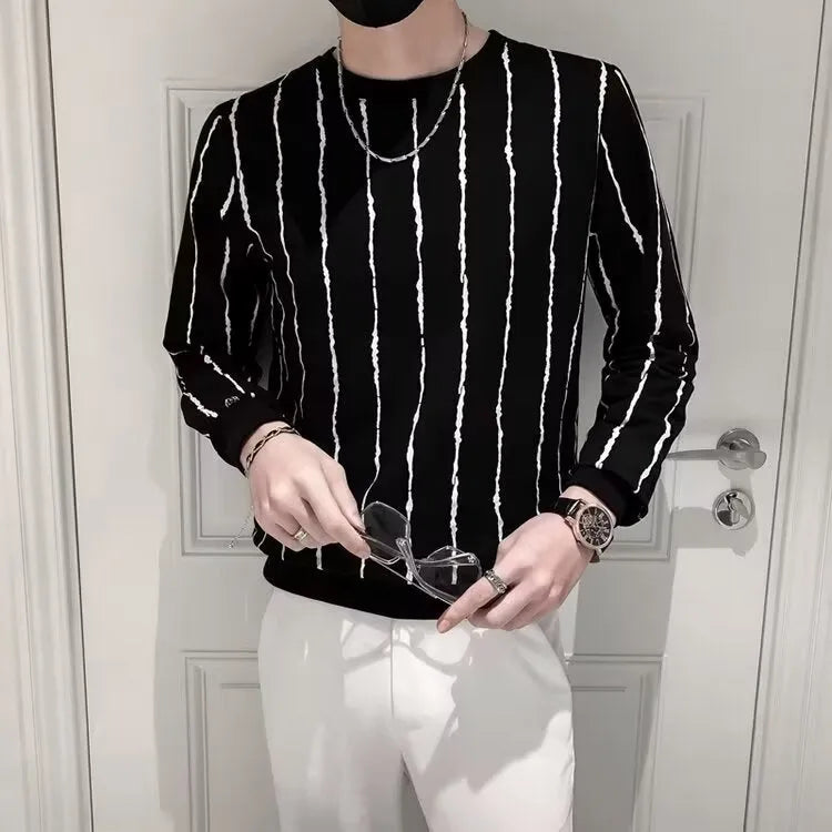 Men's loose fit corduroy striped pullover sweater in black, regular sleeve, thin knit
